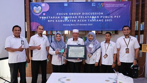 Commitment of BPS in Implementing Public Service Standards at PST BPS Aceh Tamiang Regency